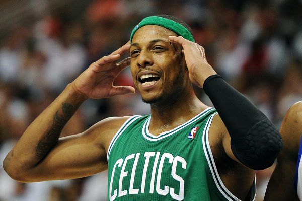 每体：梅西晚饭后去了诺坎普，今晨坐飞机前往国家队报到（每体：梅西晚餐后现身诺坎普，今晨乘机前往国家队报到）