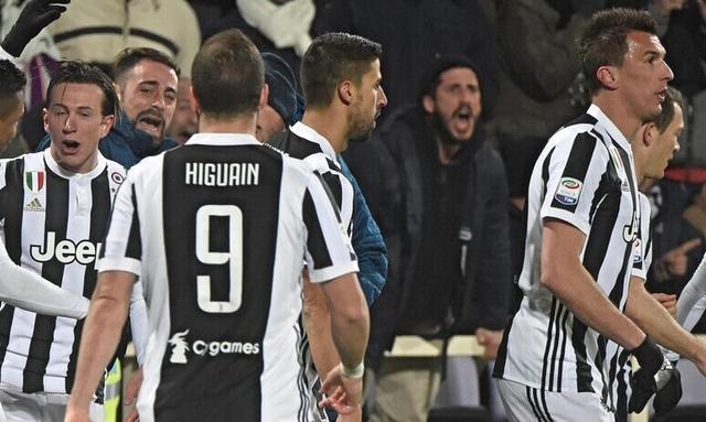 曼晚：缺乏比赛时间，梅努入选世界杯大名单的梦想变得渺茫（曼晚：比赛机会有限，梅努入选世界杯名单前景不乐观）