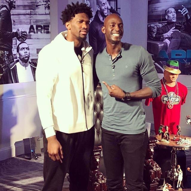 替补球员上场即改变比赛节奏（替补登场瞬间改写比赛节奏）