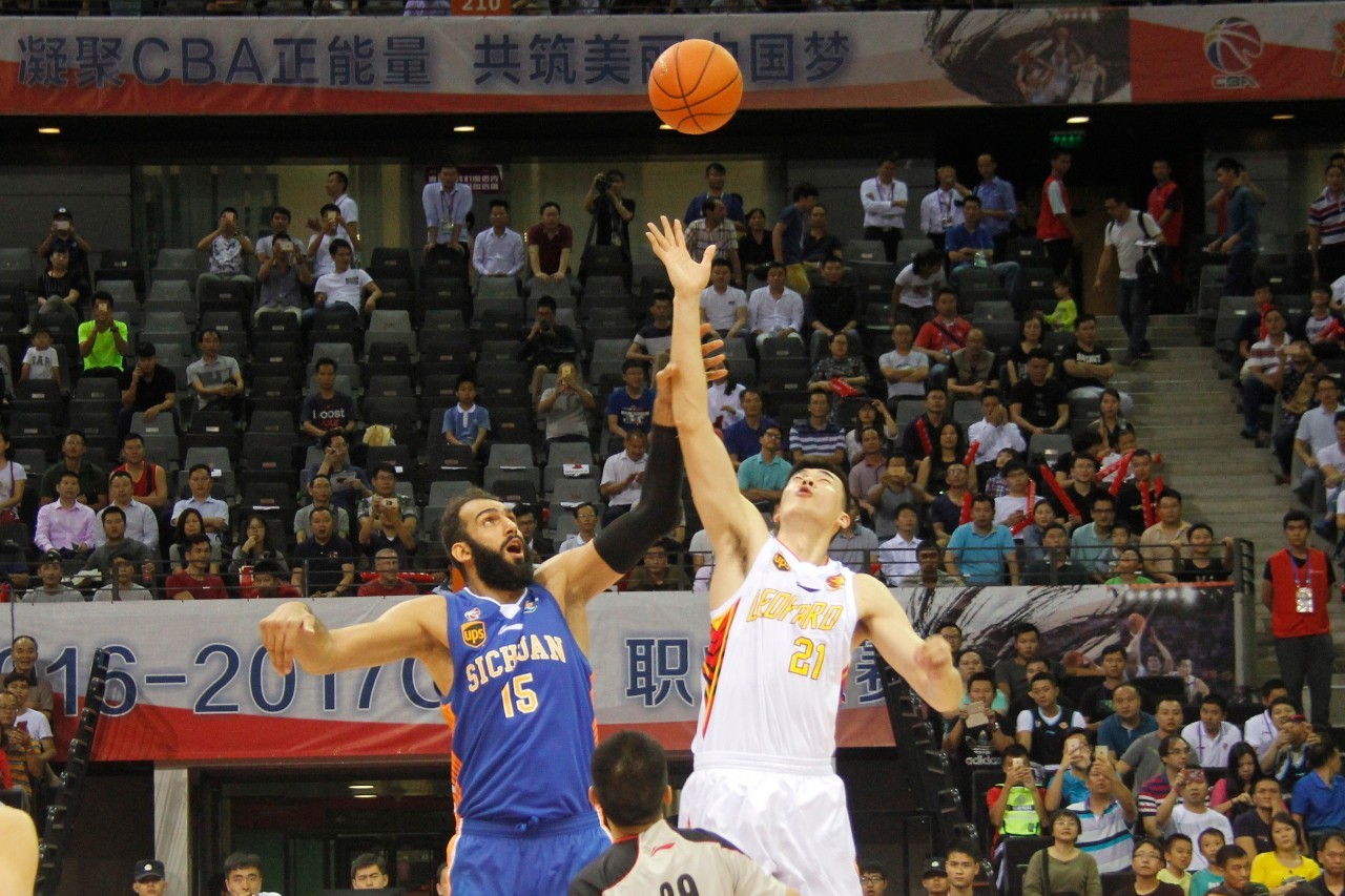 斯基拉：加图索现场考察米兰19岁左后卫巴尔泰萨吉（斯基拉：加图索亲赴看台考察米兰19岁左后卫巴尔泰萨吉）