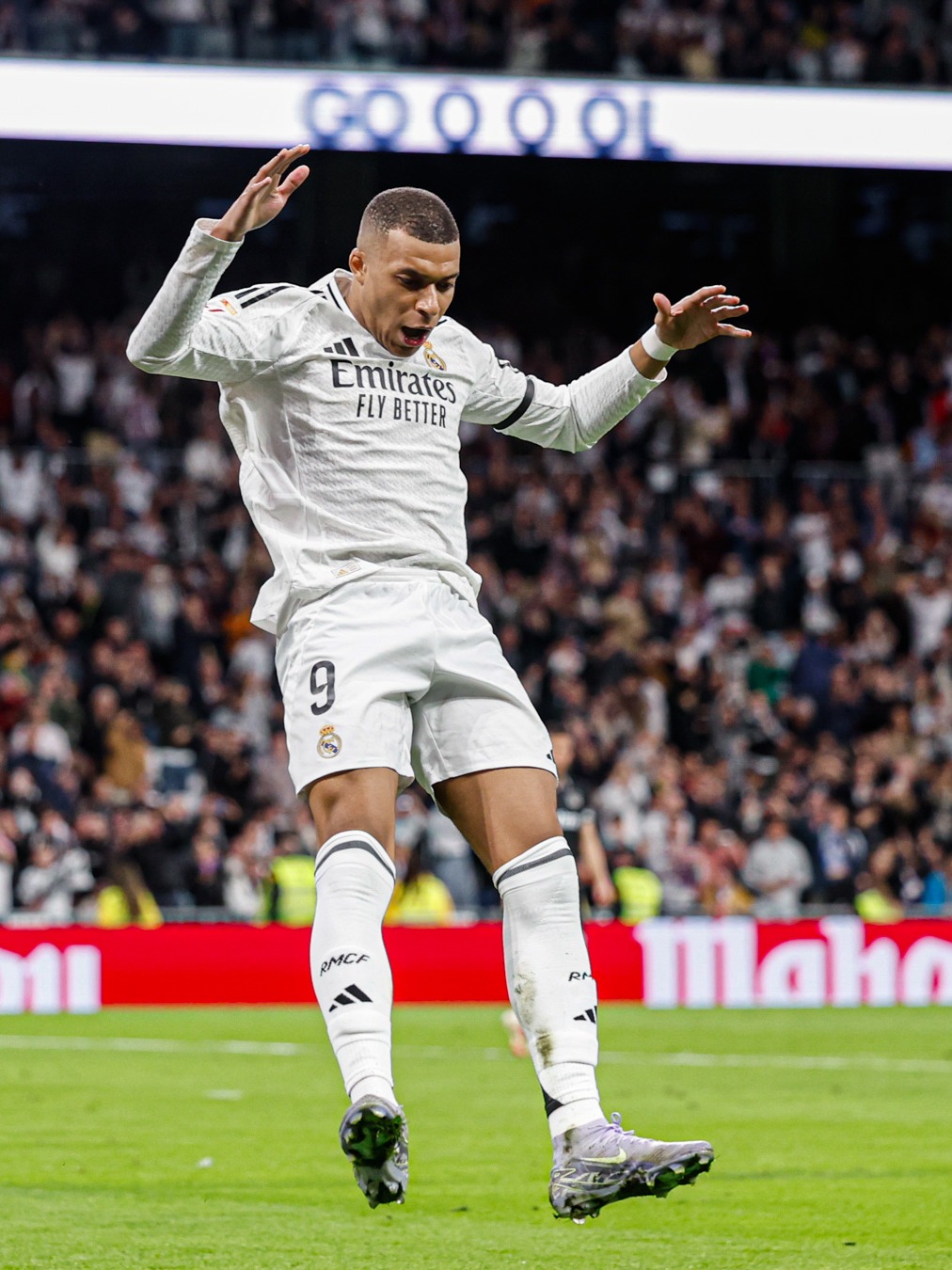 篮球湖人球员赛季关键数据统计（湖人队球员本赛季关键数据一览）