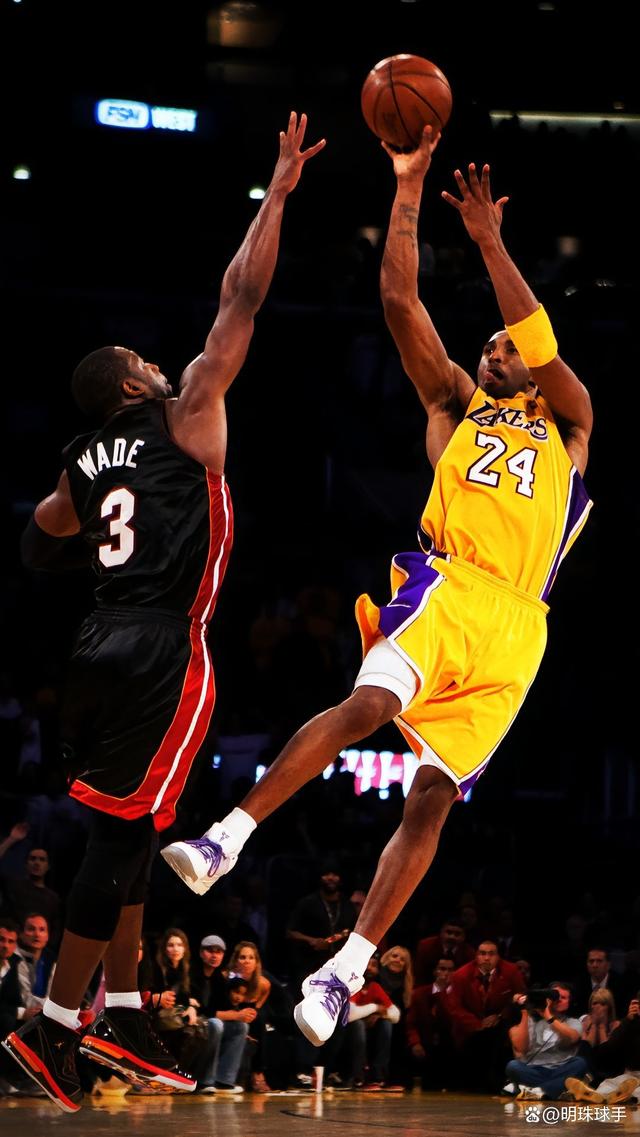 斯帕莱蒂：踢无锋不是想刺激前锋，是因为我确信那是正确体系（斯帕莱蒂：采用无锋阵不是为敲打前锋，我坚信这是最合适的体系）