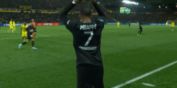 欧联3-0,54岁戴奇发威：率欧冠2冠王3轮不败,卡利穆恩多凌空斩（欧联3-0！54岁戴奇发飙，率两夺欧冠豪门3轮不败，卡利穆恩多凌空破门）